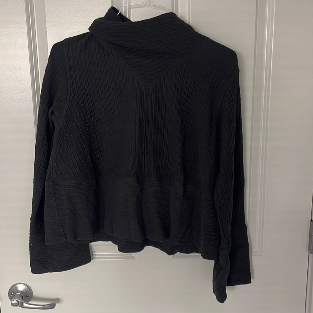 Black Lululemon turtleneck